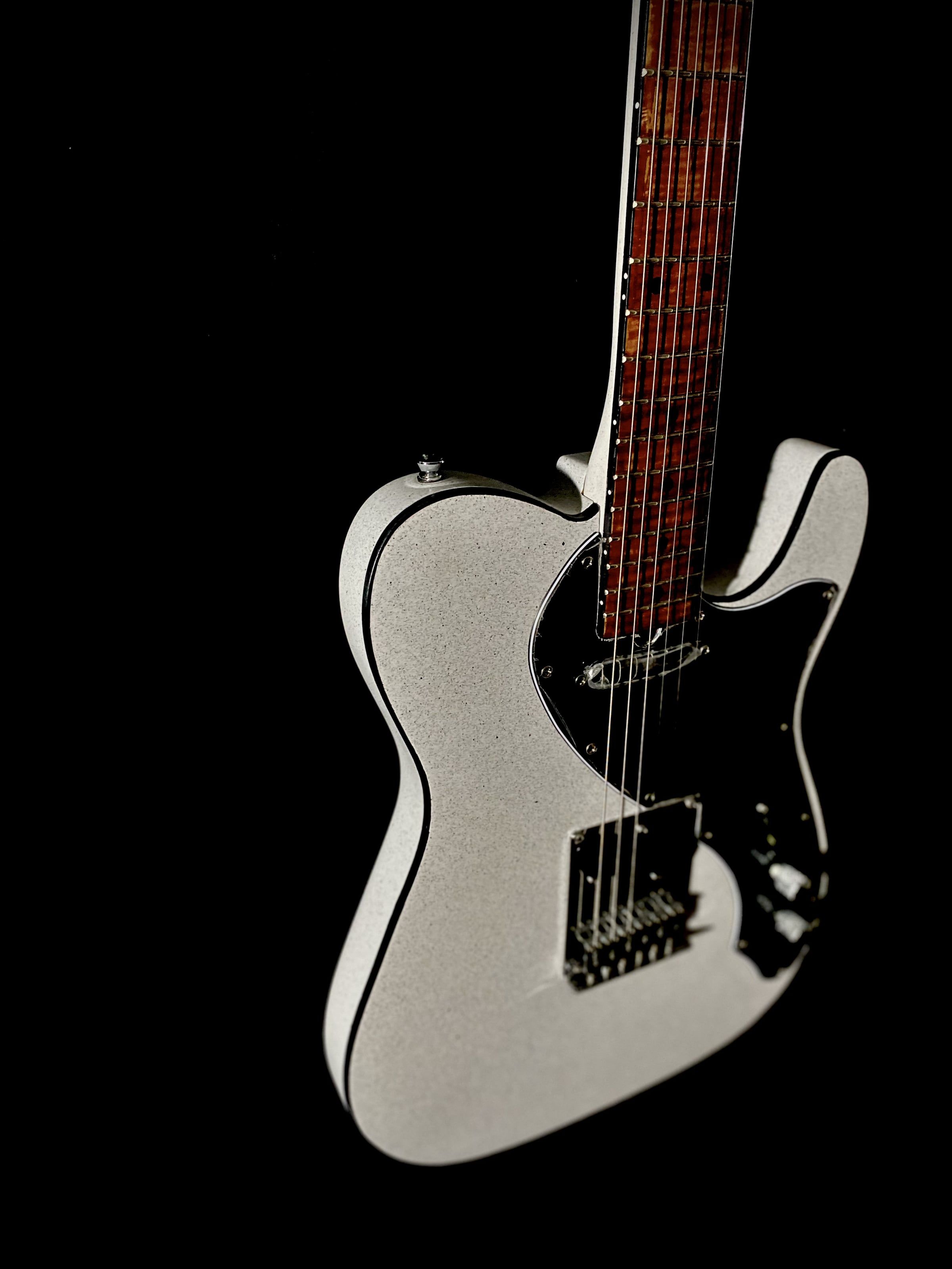 Past build: White Tele Closeup